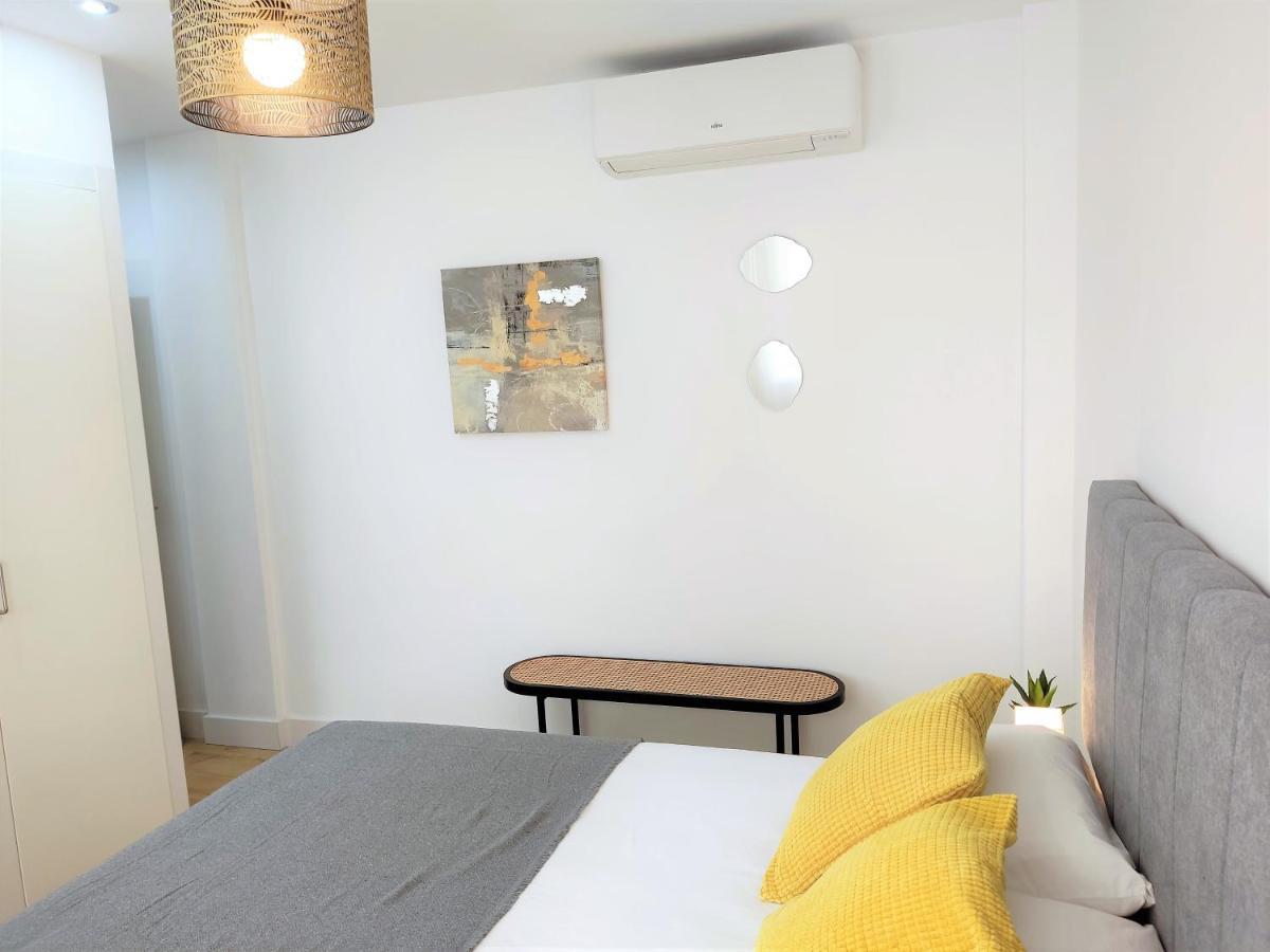 Malagueta Beach & Muelle1 & Centre Con Parking Privado Malaga Zewnętrze zdjęcie